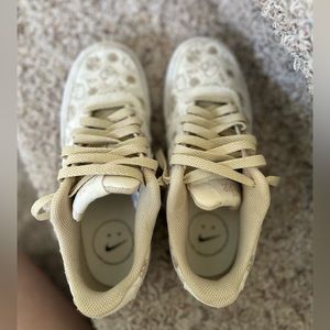 Nike women’s lows